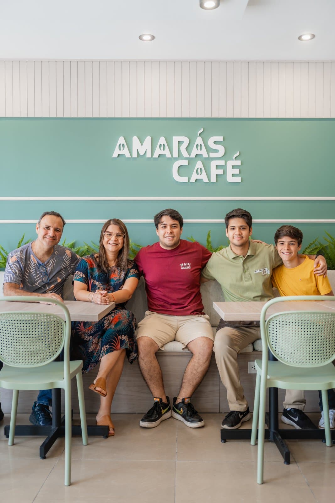 La familia de Amarás Café